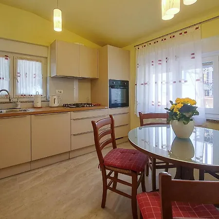 Amazing In With Kitchen *